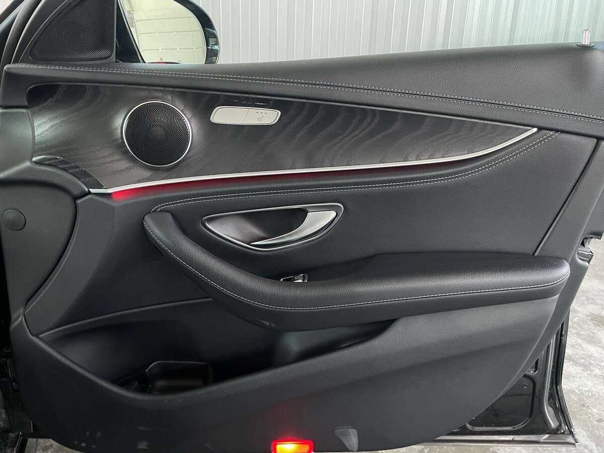 Mercedes-Benz E-Класс 220 d, 2018 Фото №25