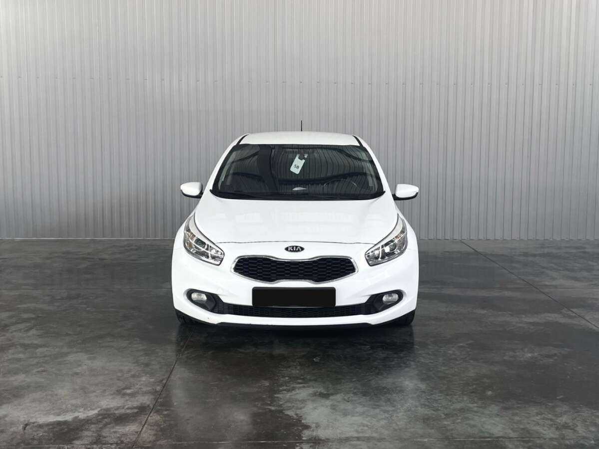 Kia Ceed, 2013 - 136 000 км. | Фото №2
