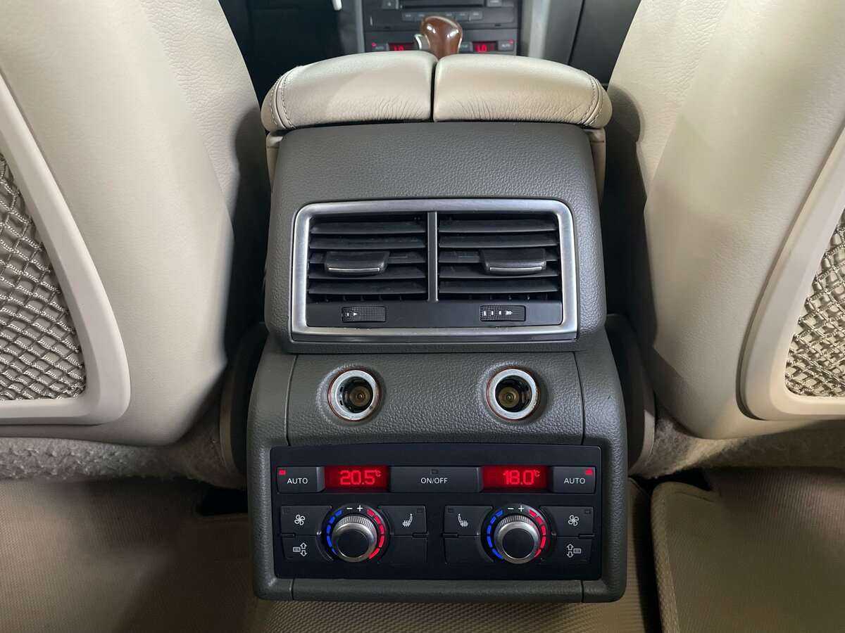 Audi Q7, 2008 Фото №20