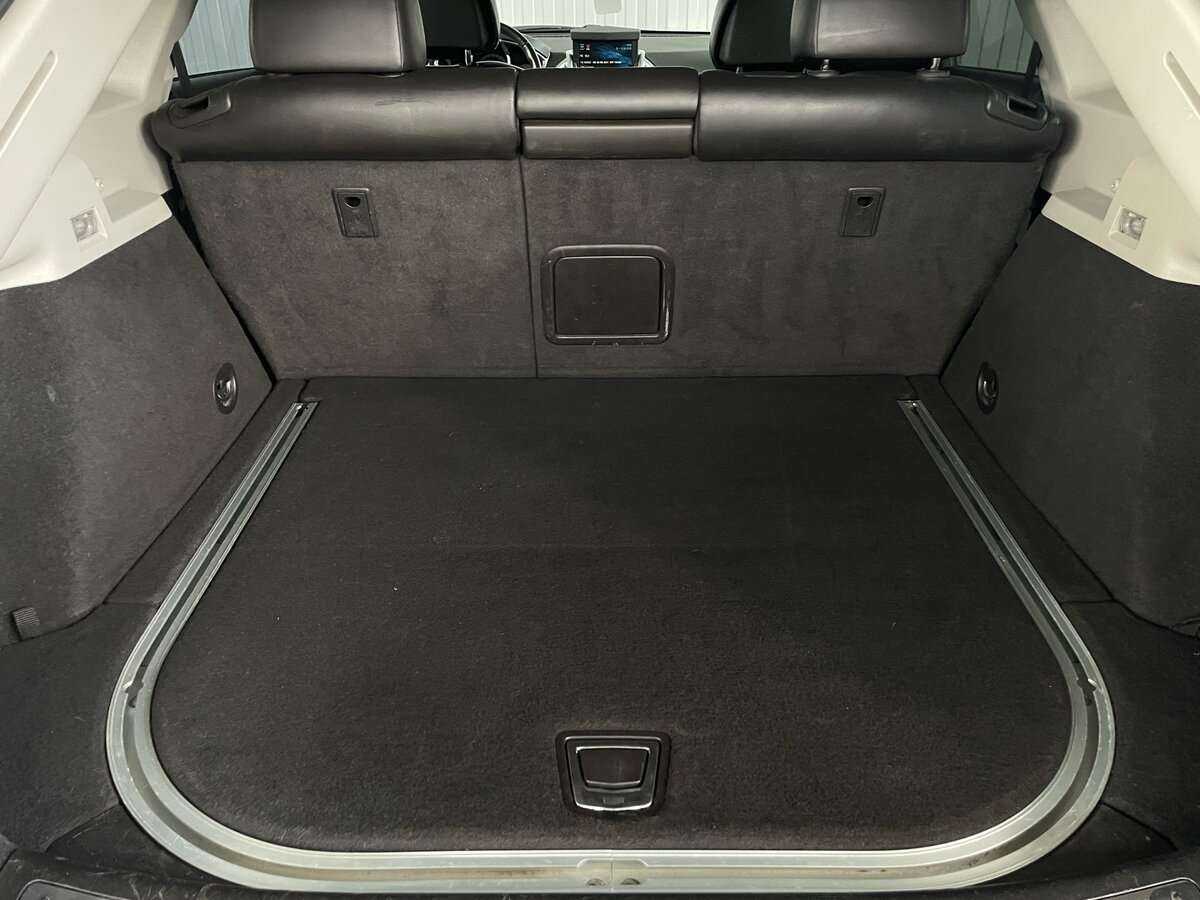 Cadillac SRX, 2010 Фото №34