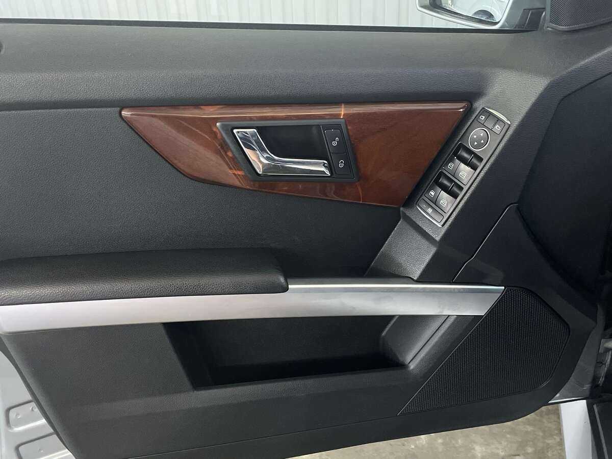 Mercedes-Benz GLK-Класс 350, 2009 Фото №25