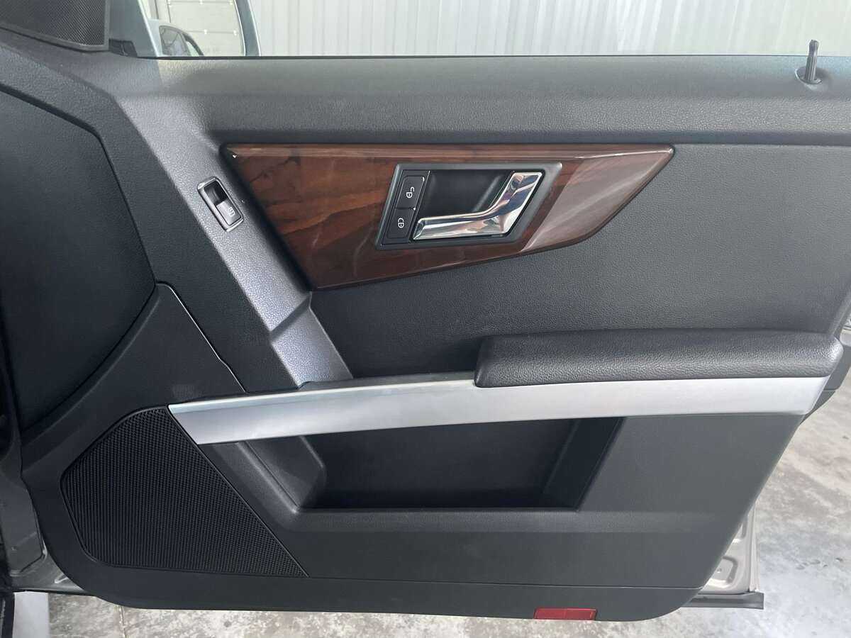 Mercedes-Benz GLK-Класс 350, 2009 Фото №28