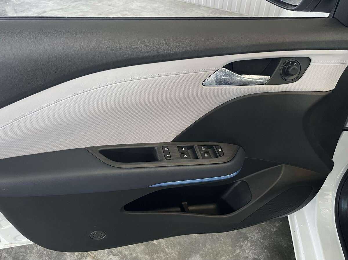 Chevrolet Monza, 2023 Фото №19