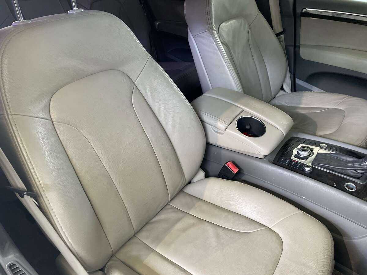 Audi Q7, 2011 Фото №17