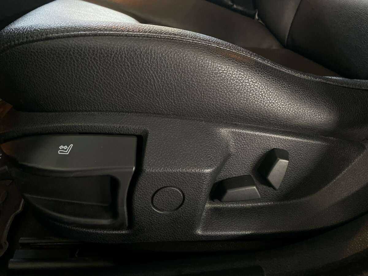 BMW 5 серии 520i, 2012 Фото №23