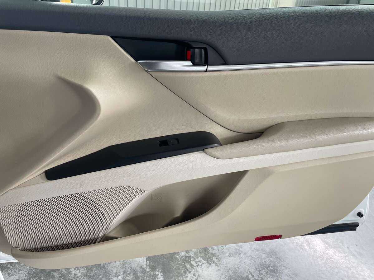 Toyota Camry, 2022 Фото №24