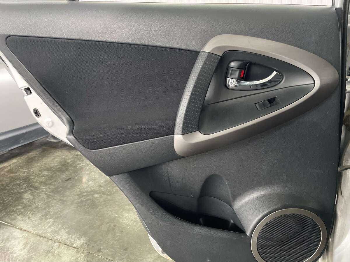 Toyota RAV4, 2008 Фото №15