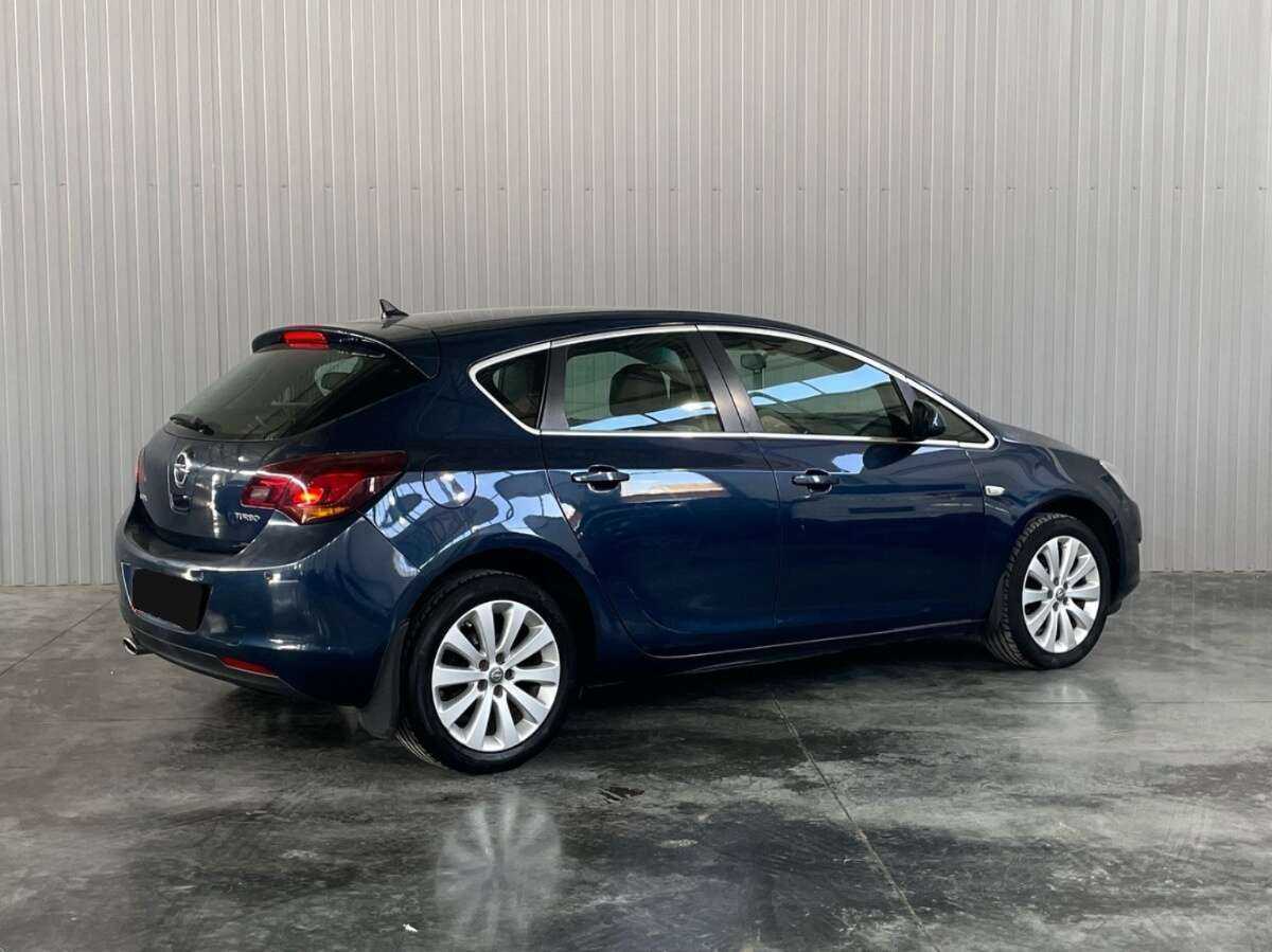 Opel Astra, 2011 - 171 300 км. | Фото №5