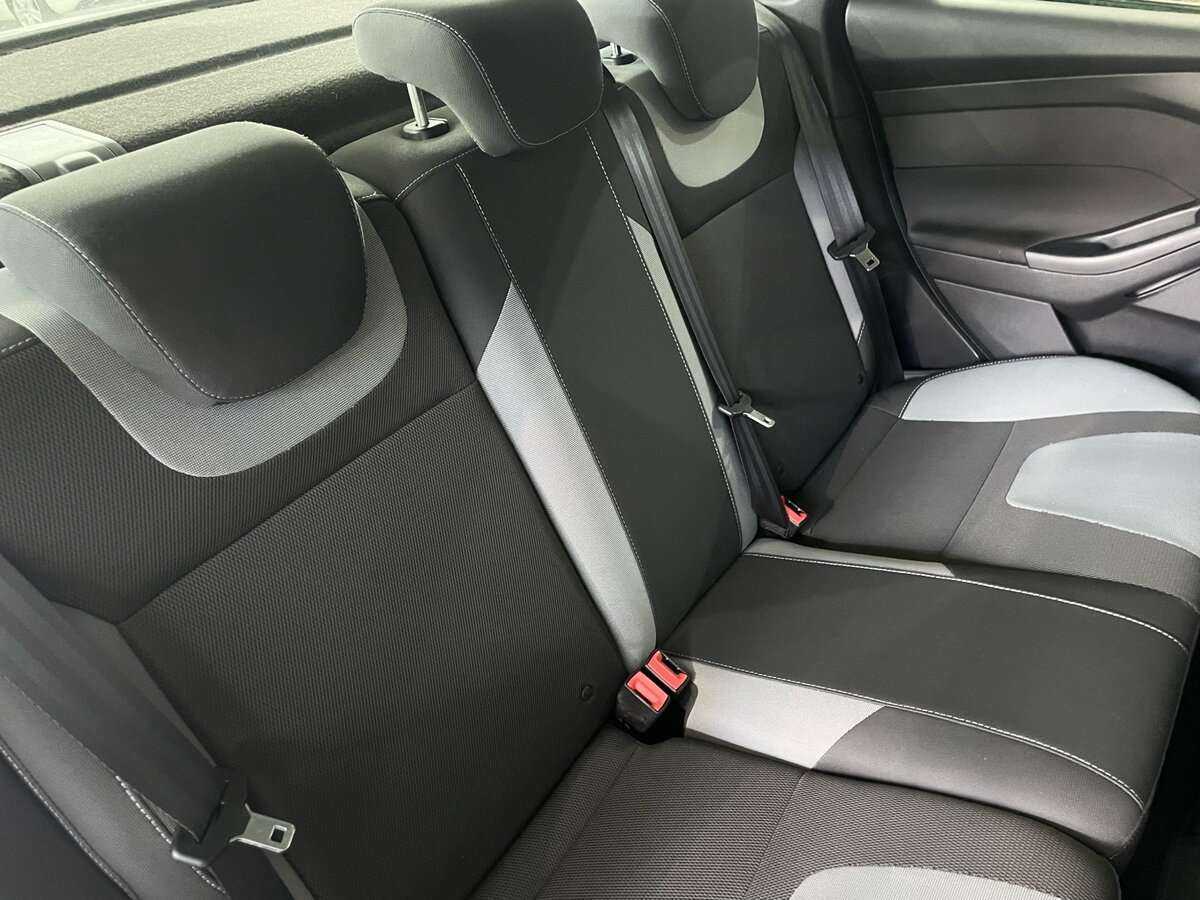 Ford Focus, 2011 Фото №17