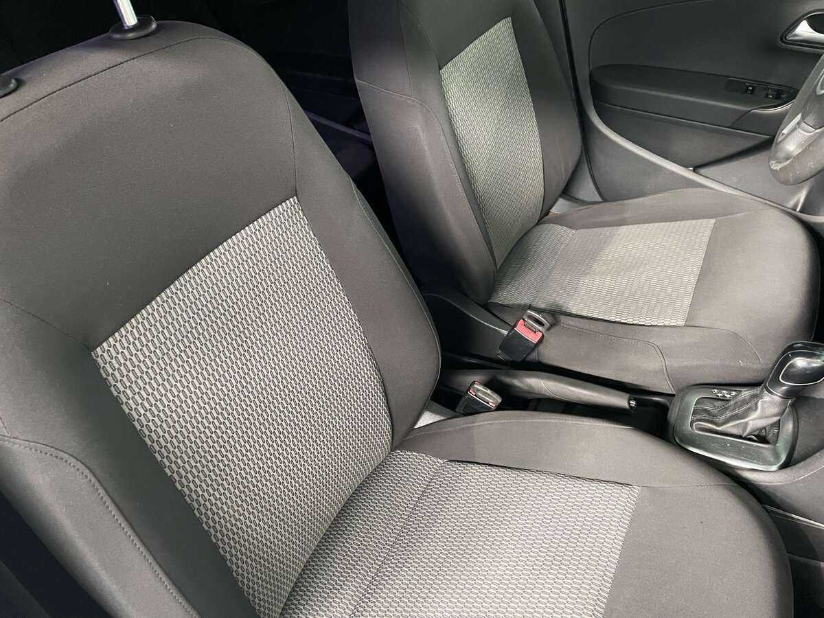 Volkswagen Polo, 2011 Фото №14