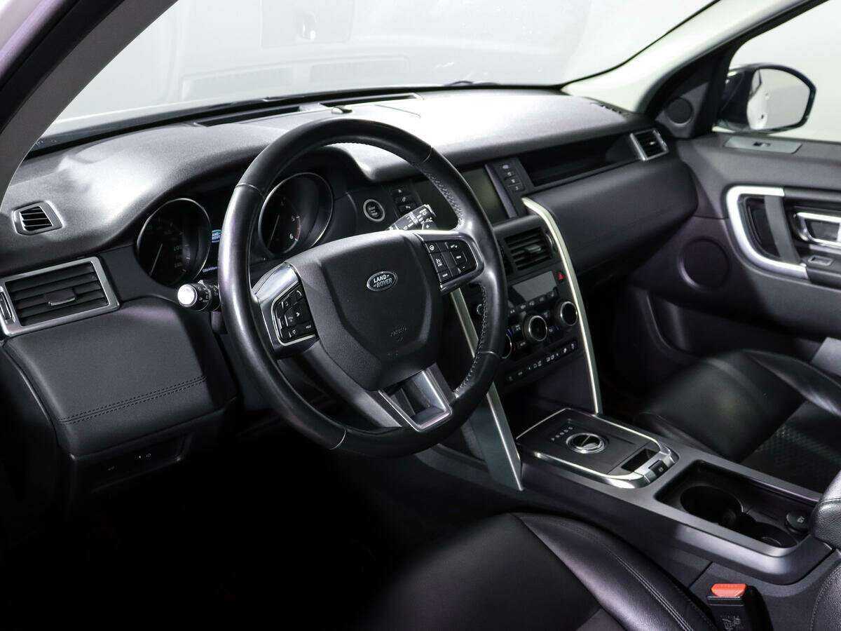 Land Rover Discovery Sport, 2018 Фото №14