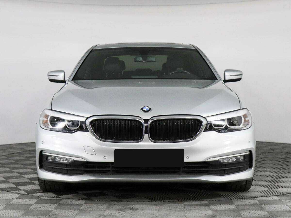 BMW 5 серии 530i xDrive, 2017 - 130 680 км. | Фото №3