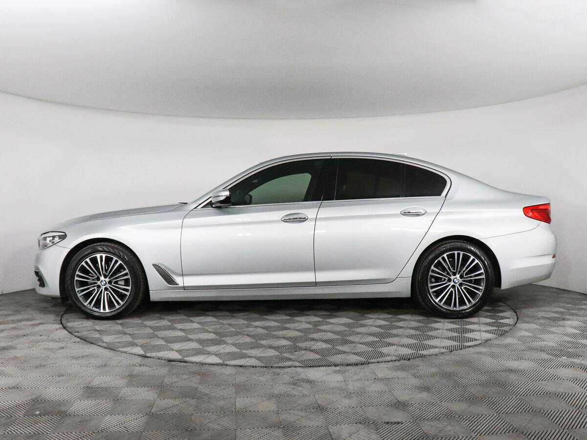 BMW 5 серии 530i xDrive, 2017 - 130 680 км. | Фото №5