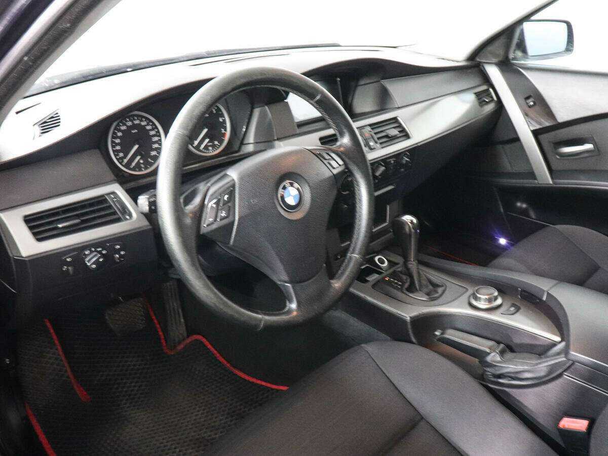 BMW 5 серии 525i, 2006 Фото №8