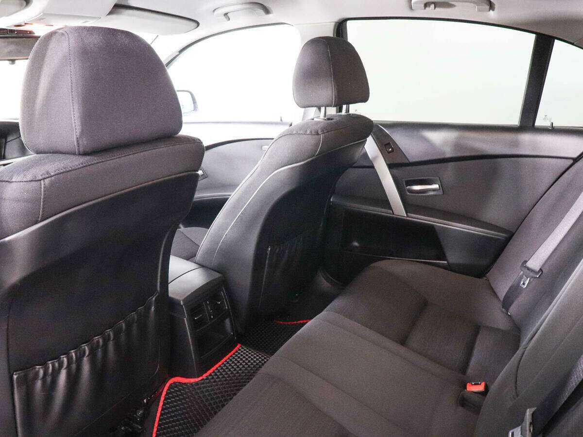 BMW 5 серии 525i, 2006 Фото №10