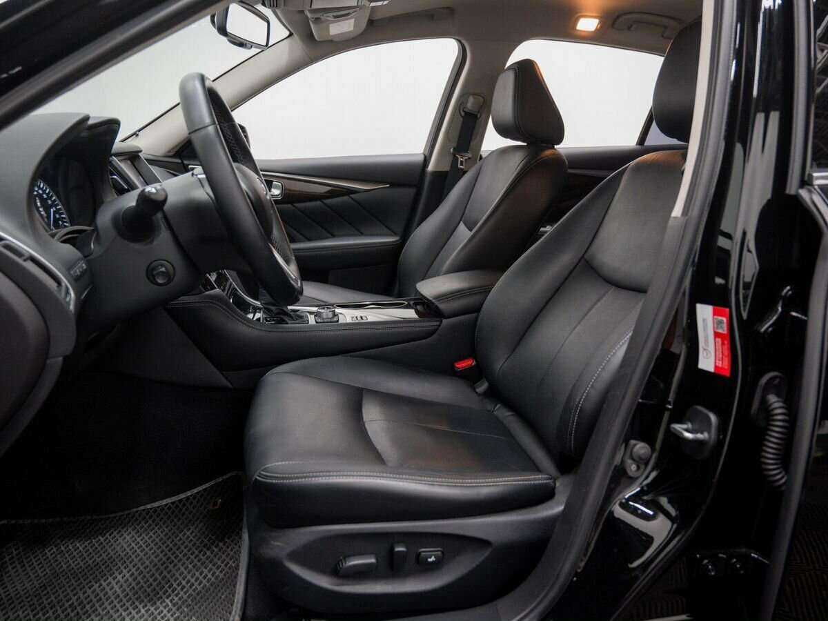 Infiniti Q50, 2017 Фото №16