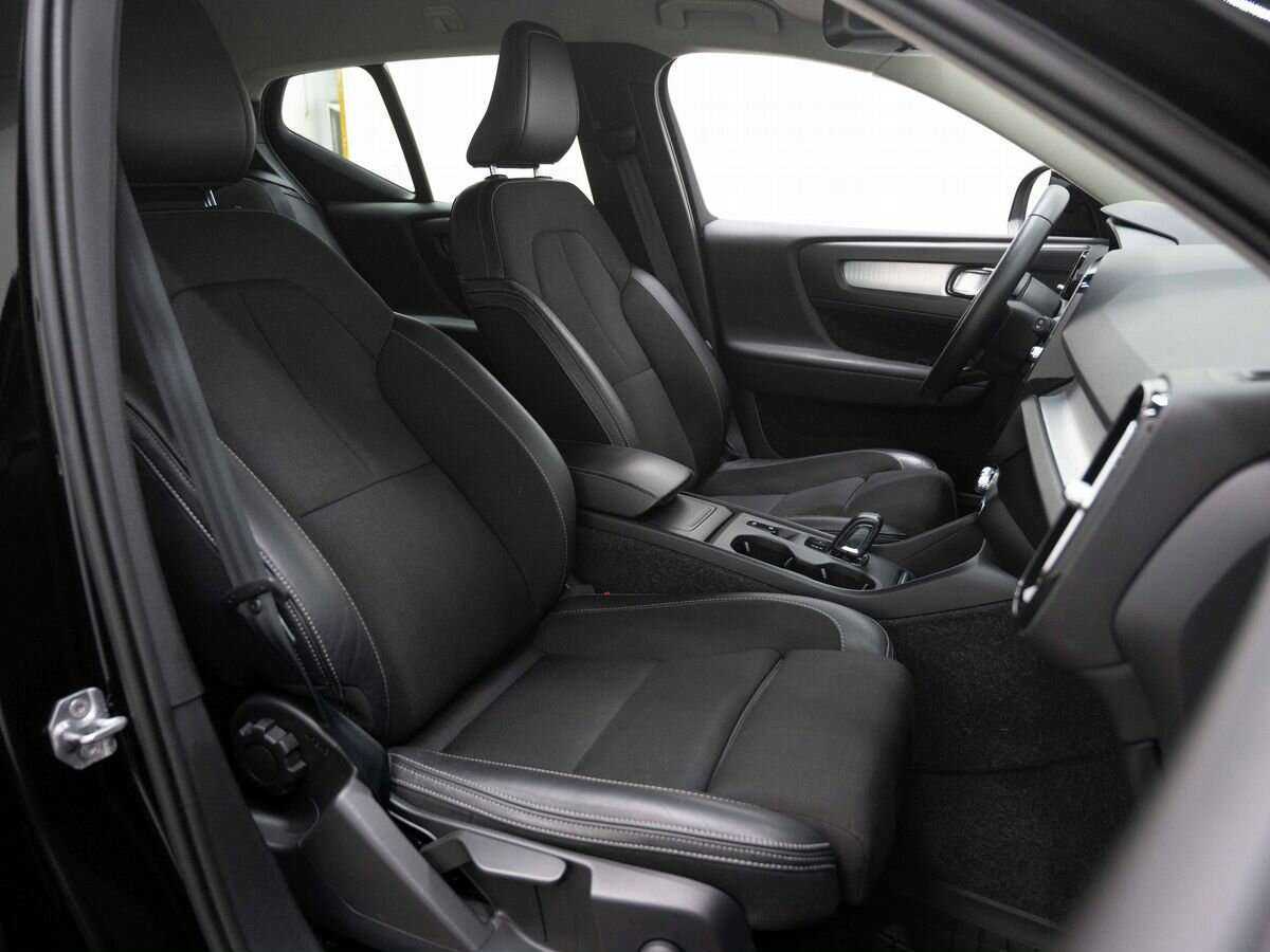 Volvo XC40, 2019 Фото №12