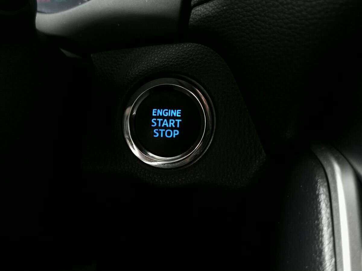 Toyota RAV4, 2019 Фото №17