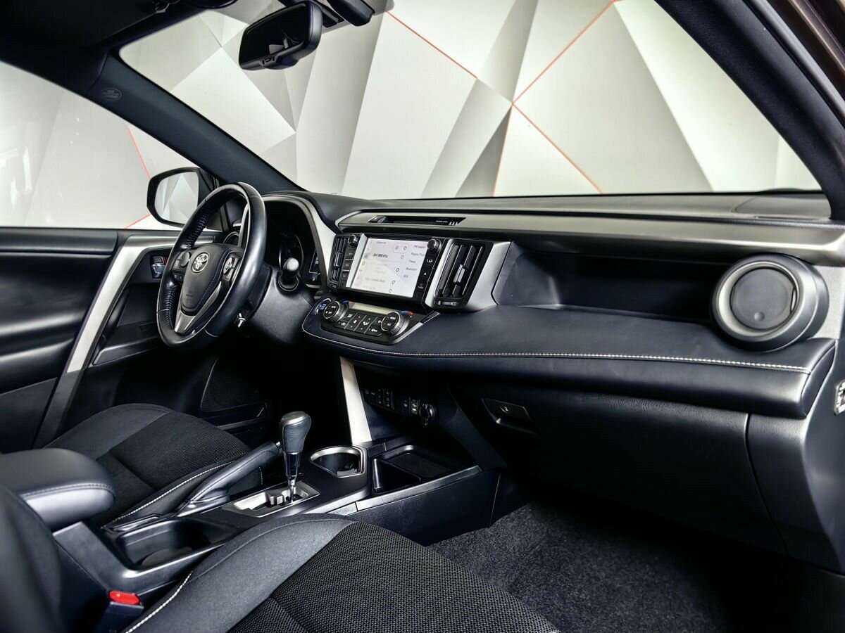 Toyota RAV4, 2019 Фото №9