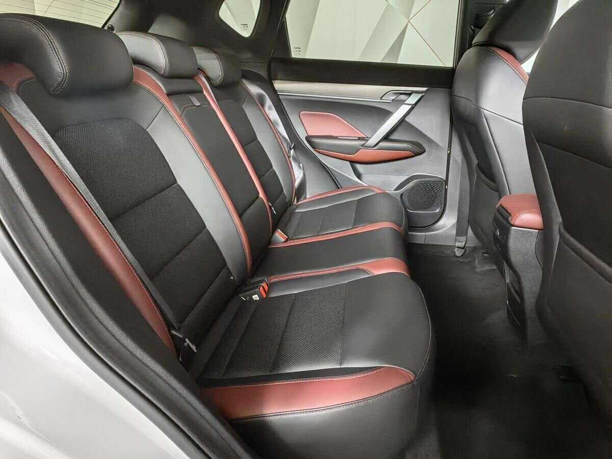 Geely Coolray, 2020 Фото №12