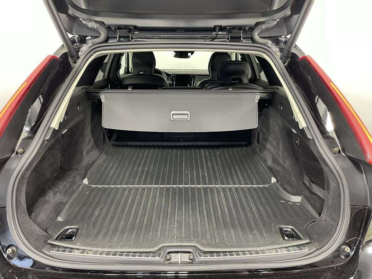 Volvo V90 Cross Country, 2018 Фото №18