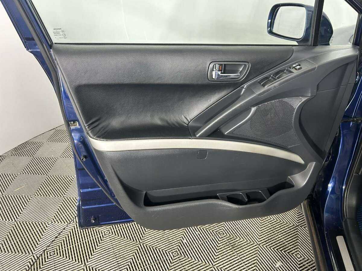 Toyota Corolla Verso, 2006 Фото №8