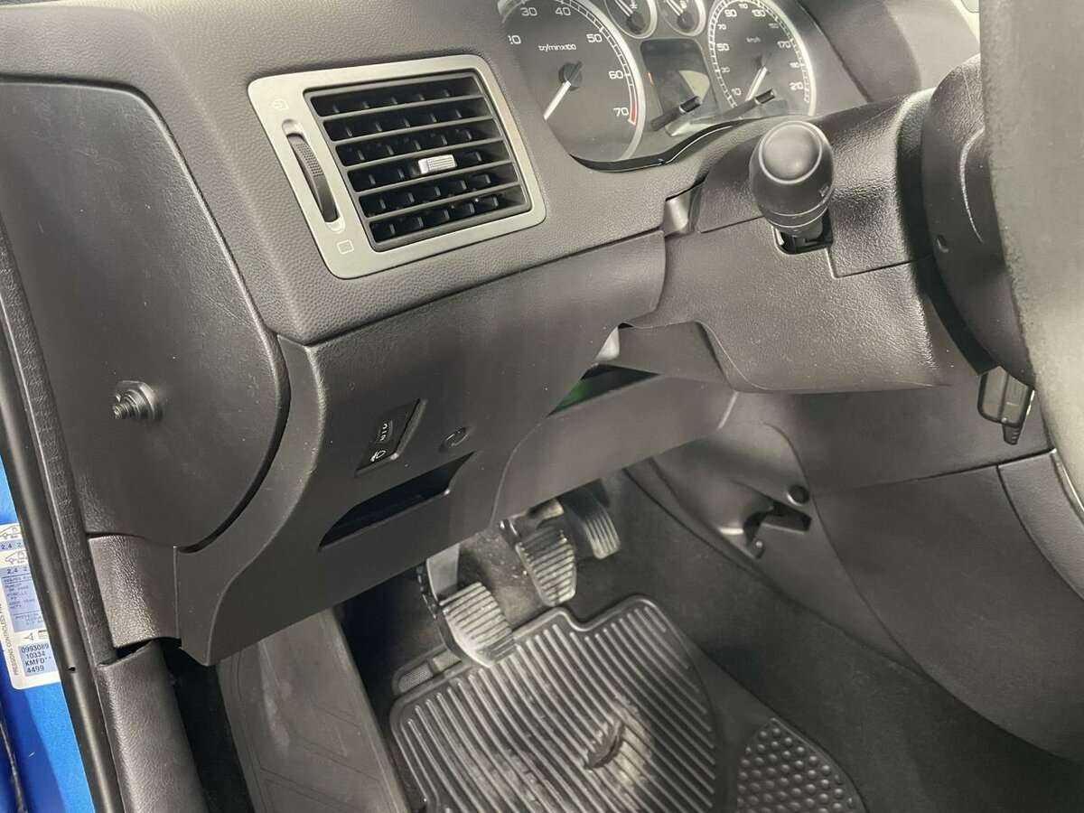 Peugeot 307 5-speed, 2004 Фото №9