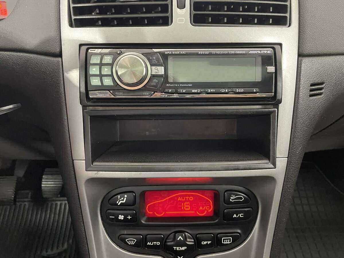 Peugeot 307 5-speed, 2004 Фото №12