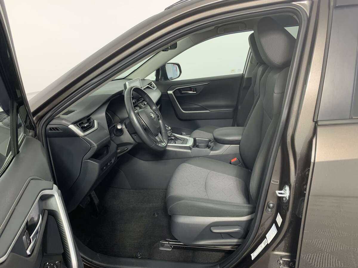 Toyota RAV4, 2021 Фото №14