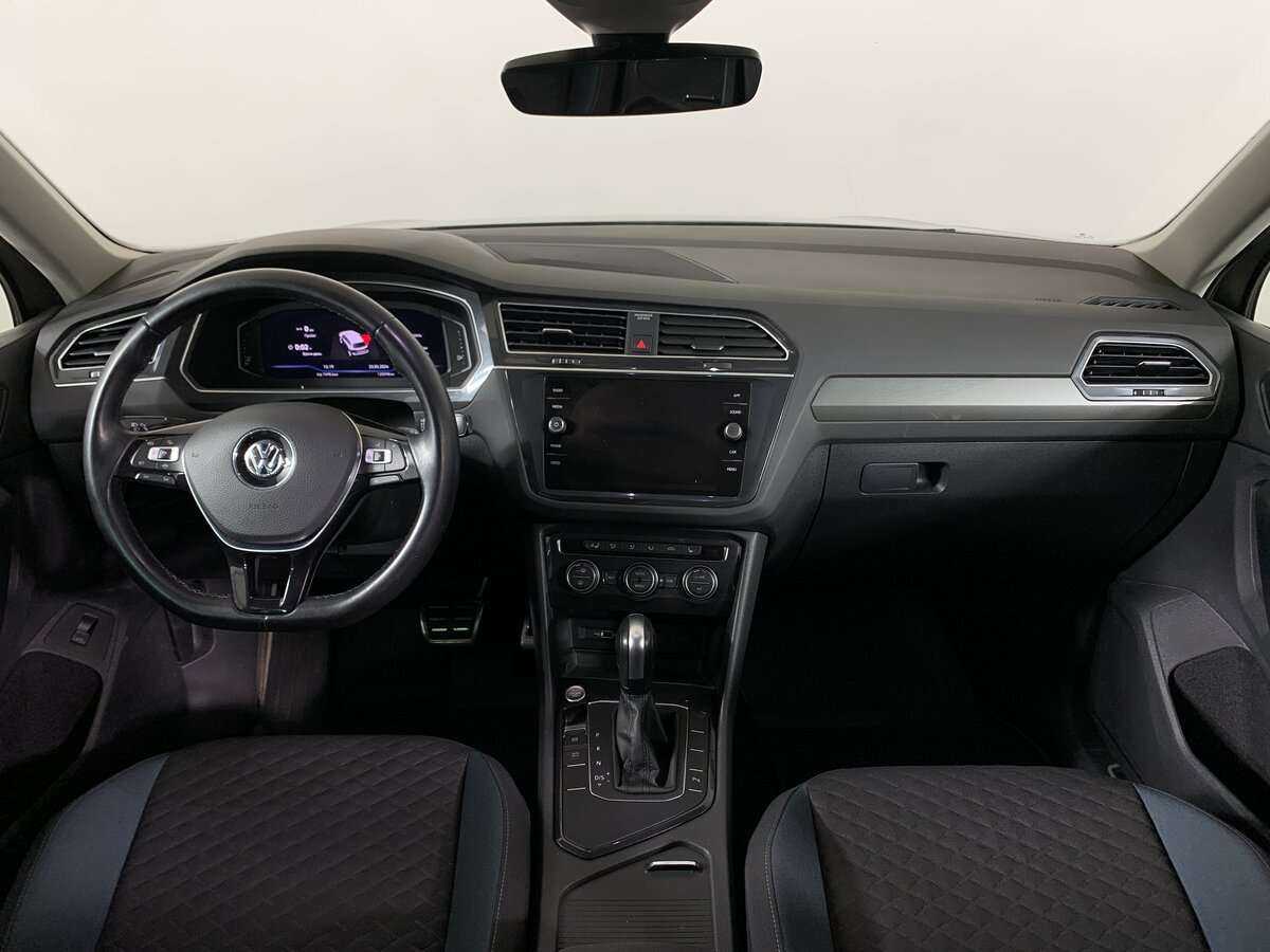 Volkswagen Tiguan, 2020 Фото №11