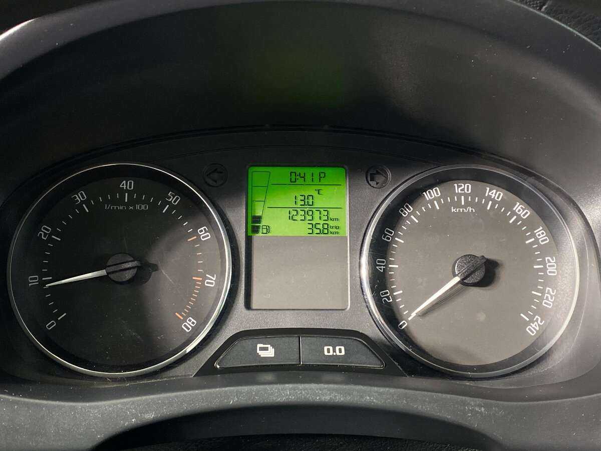 Skoda Roomster, 2011 Фото №15