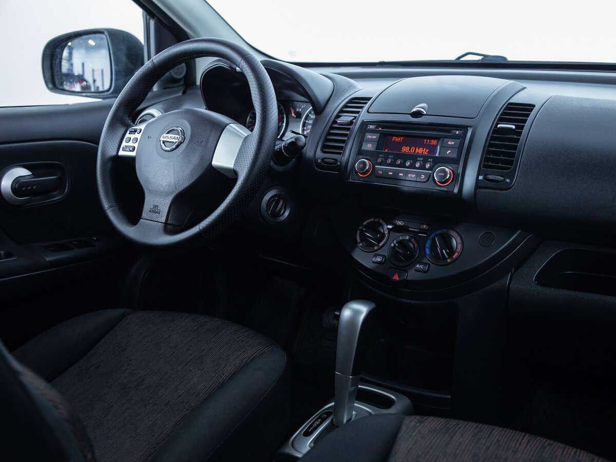 Nissan Note, 2011 Фото №11