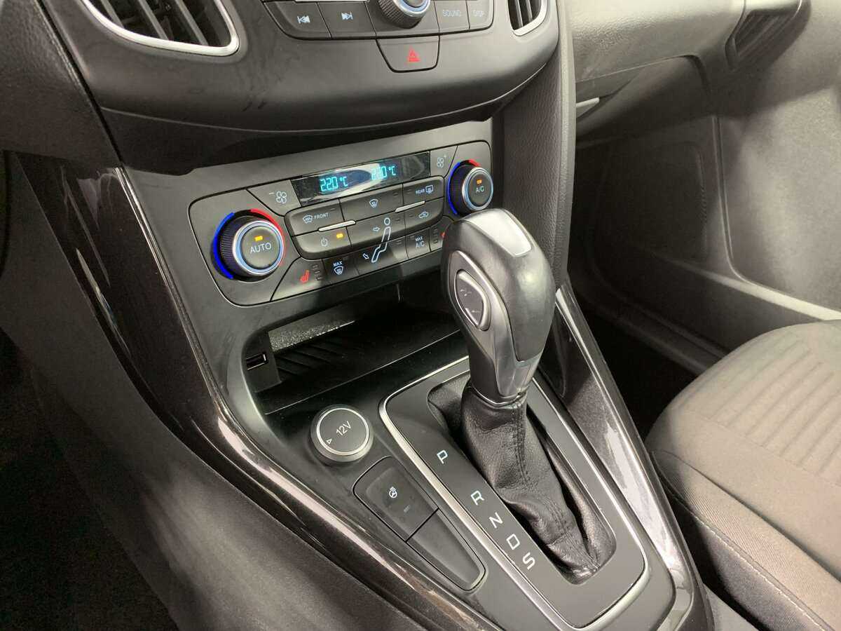 Ford Focus, 2018 Фото №17