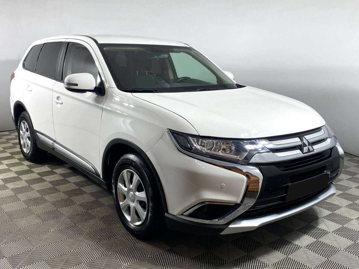 Mitsubishi Outlander, 2017 - 105 000 км. | Фото №3