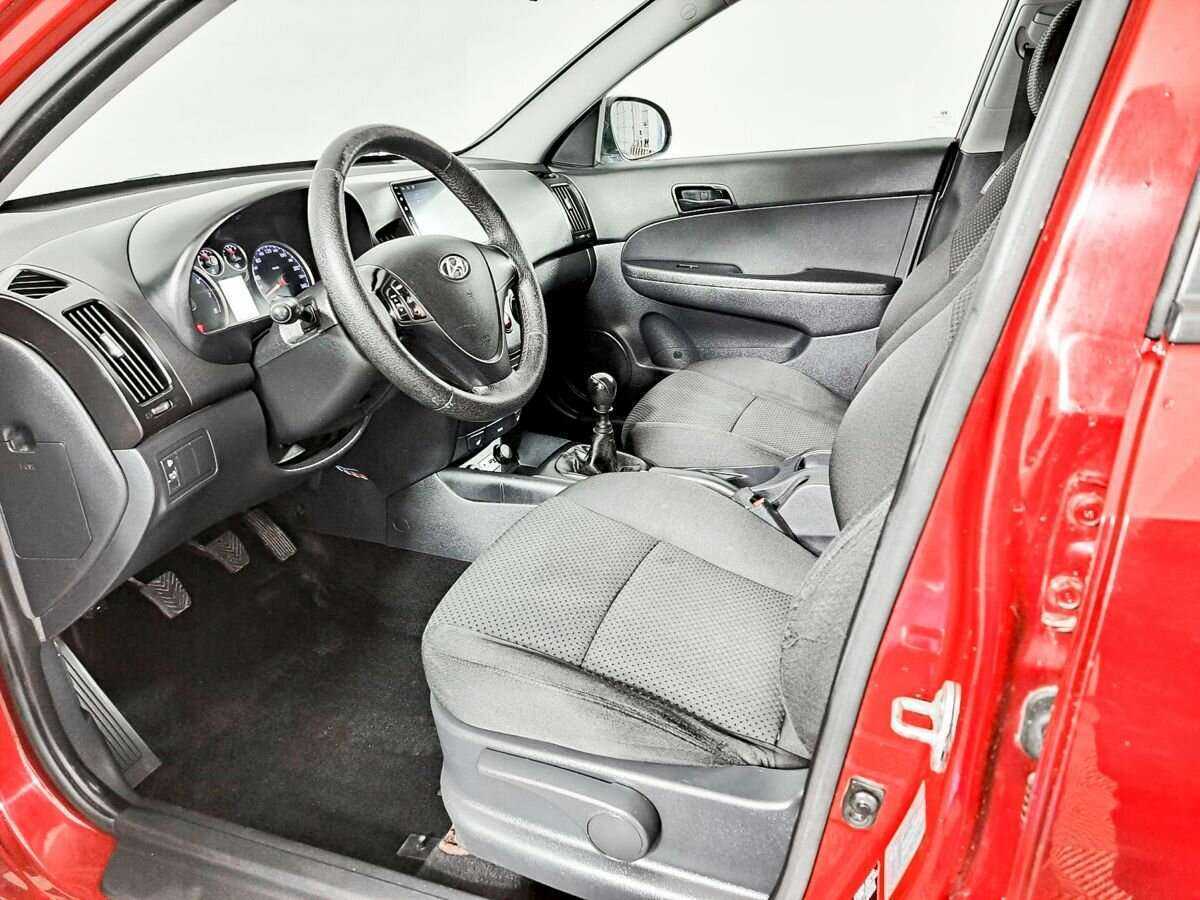 Hyundai i30, 2009 Фото №14
