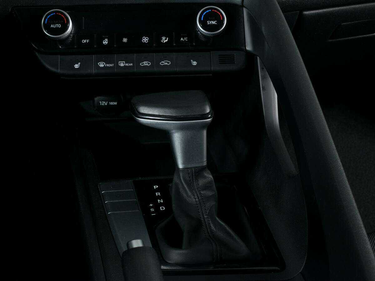 Hyundai Elantra, 2021 Фото №13