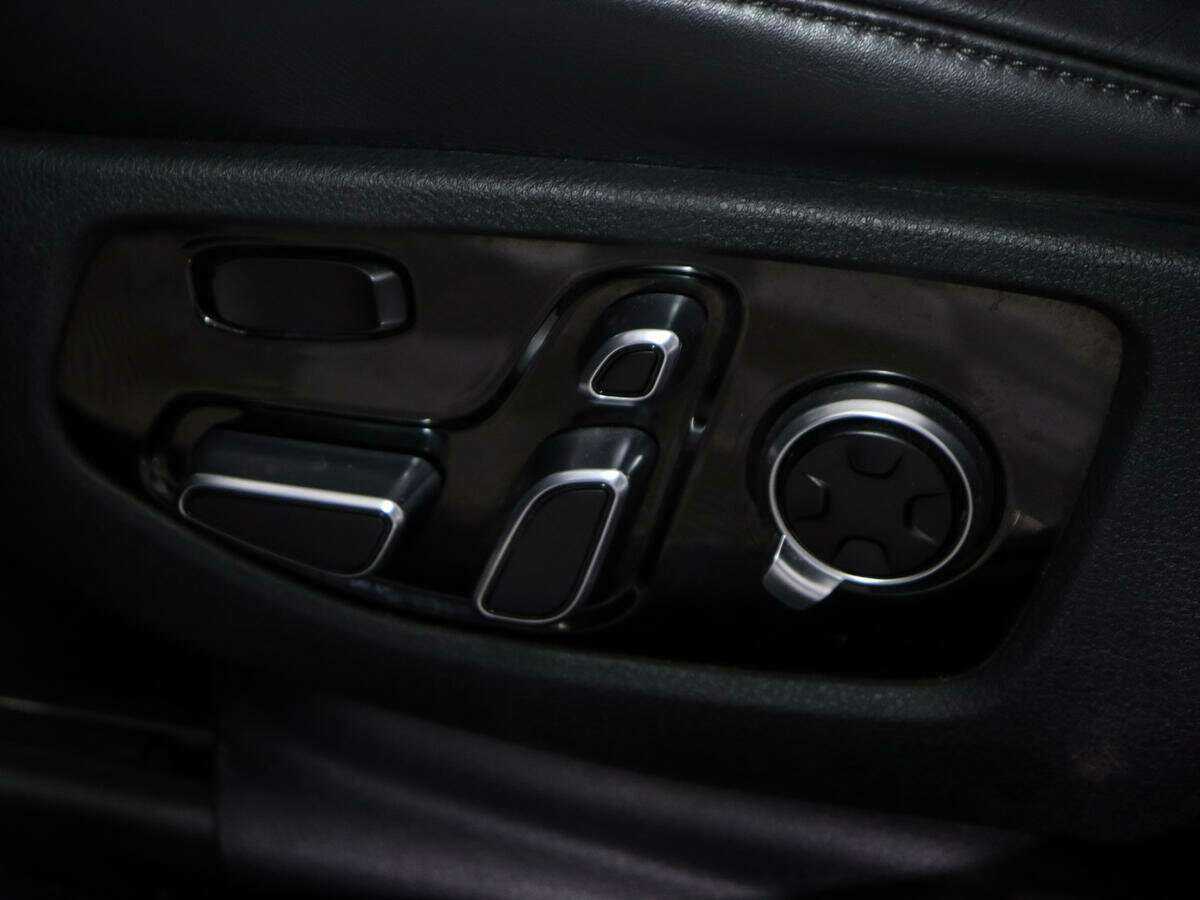 Kia K900, 2019 Фото №21