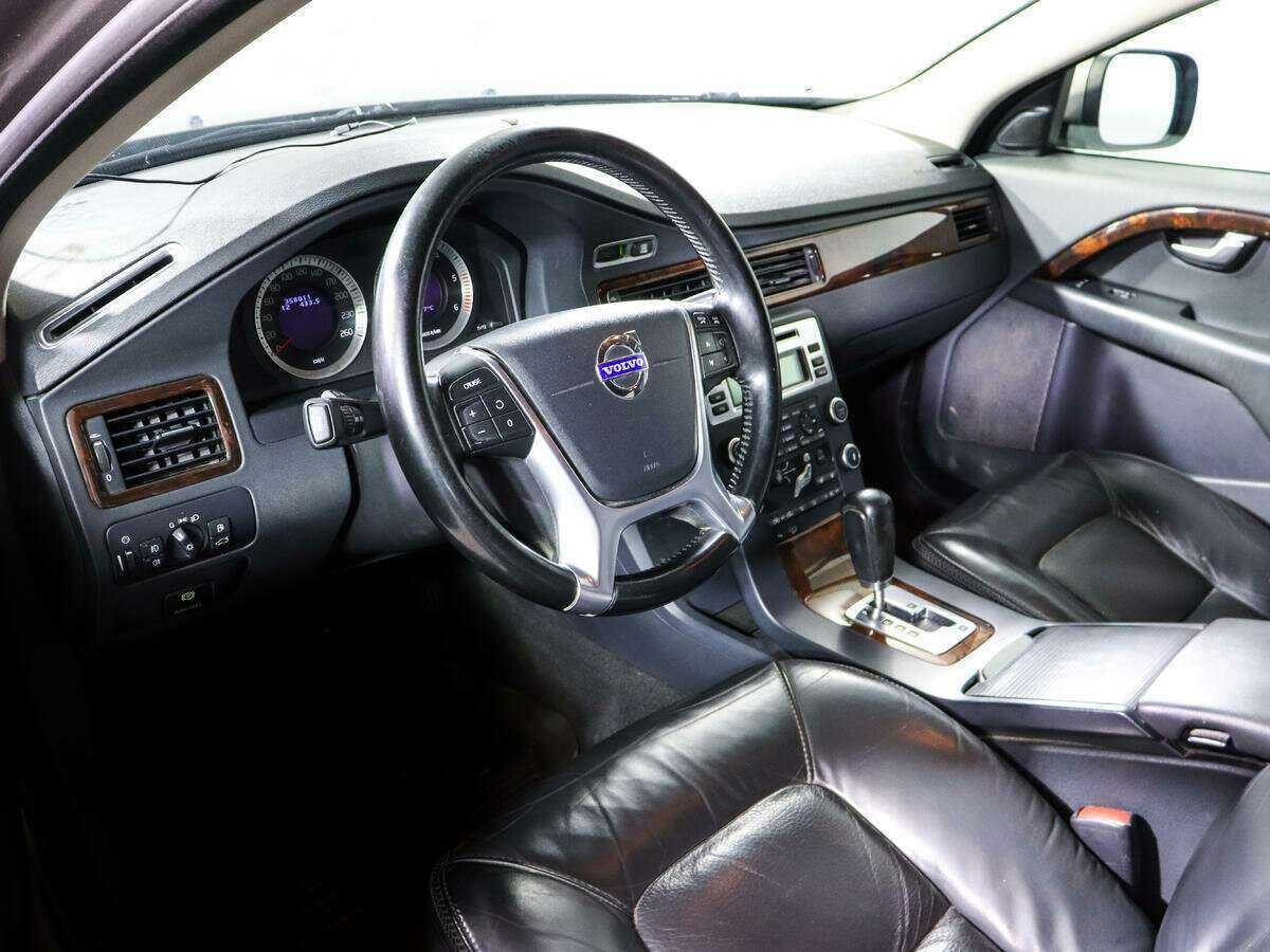 Volvo XC70, 2010 Фото №12