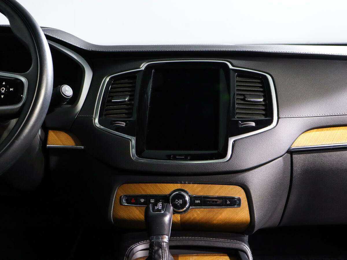 Volvo XC90, 2020 Фото №13