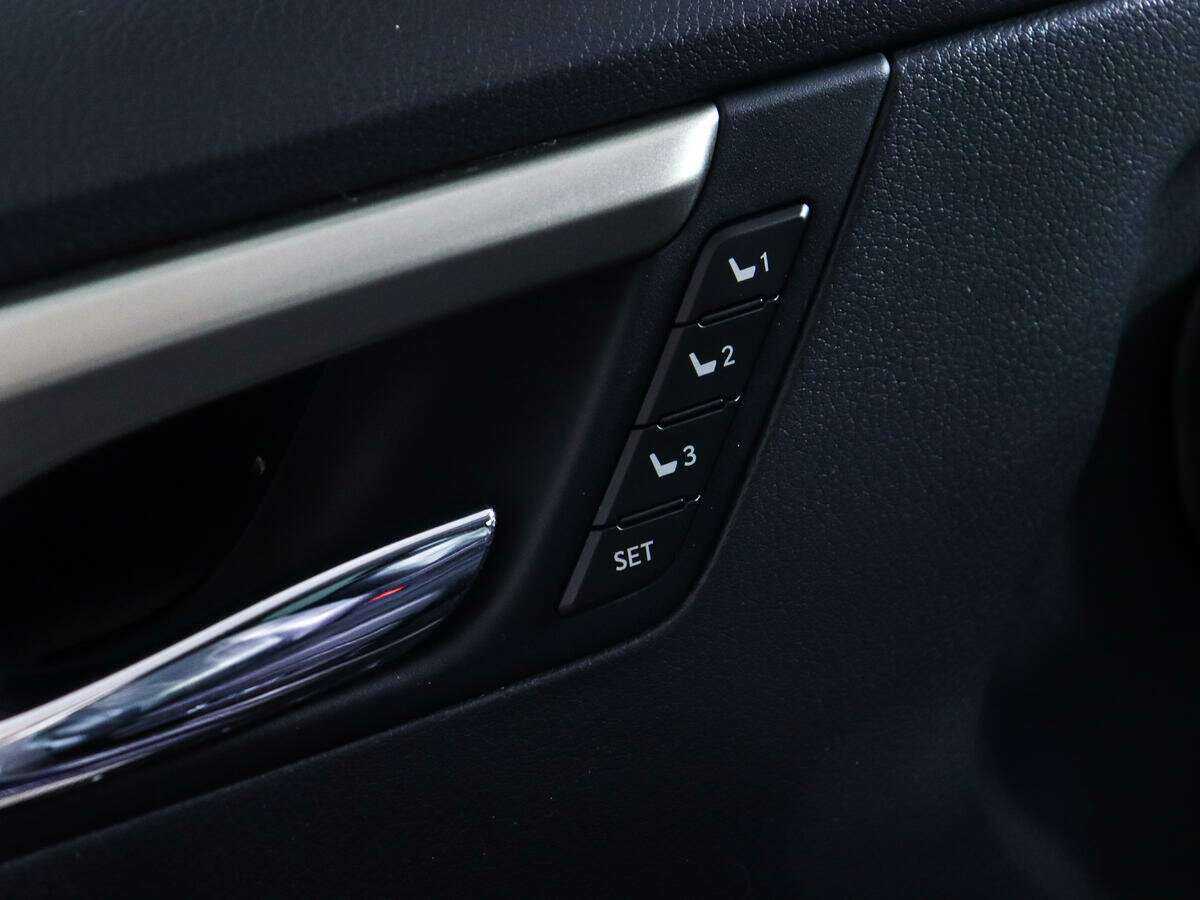 Lexus RX 200t, 2017 Фото №20