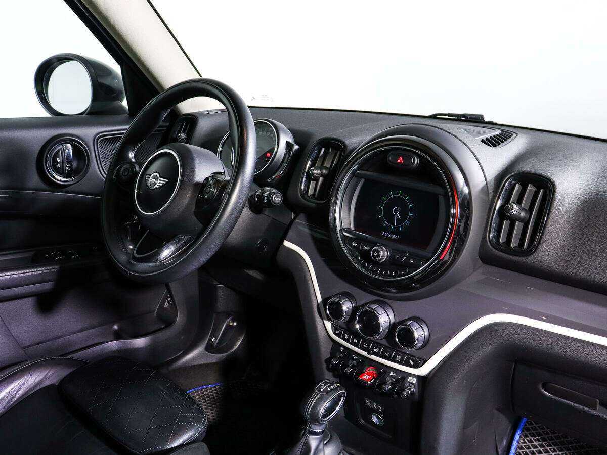 Mini Countryman Cooper S, 2018 Фото №11