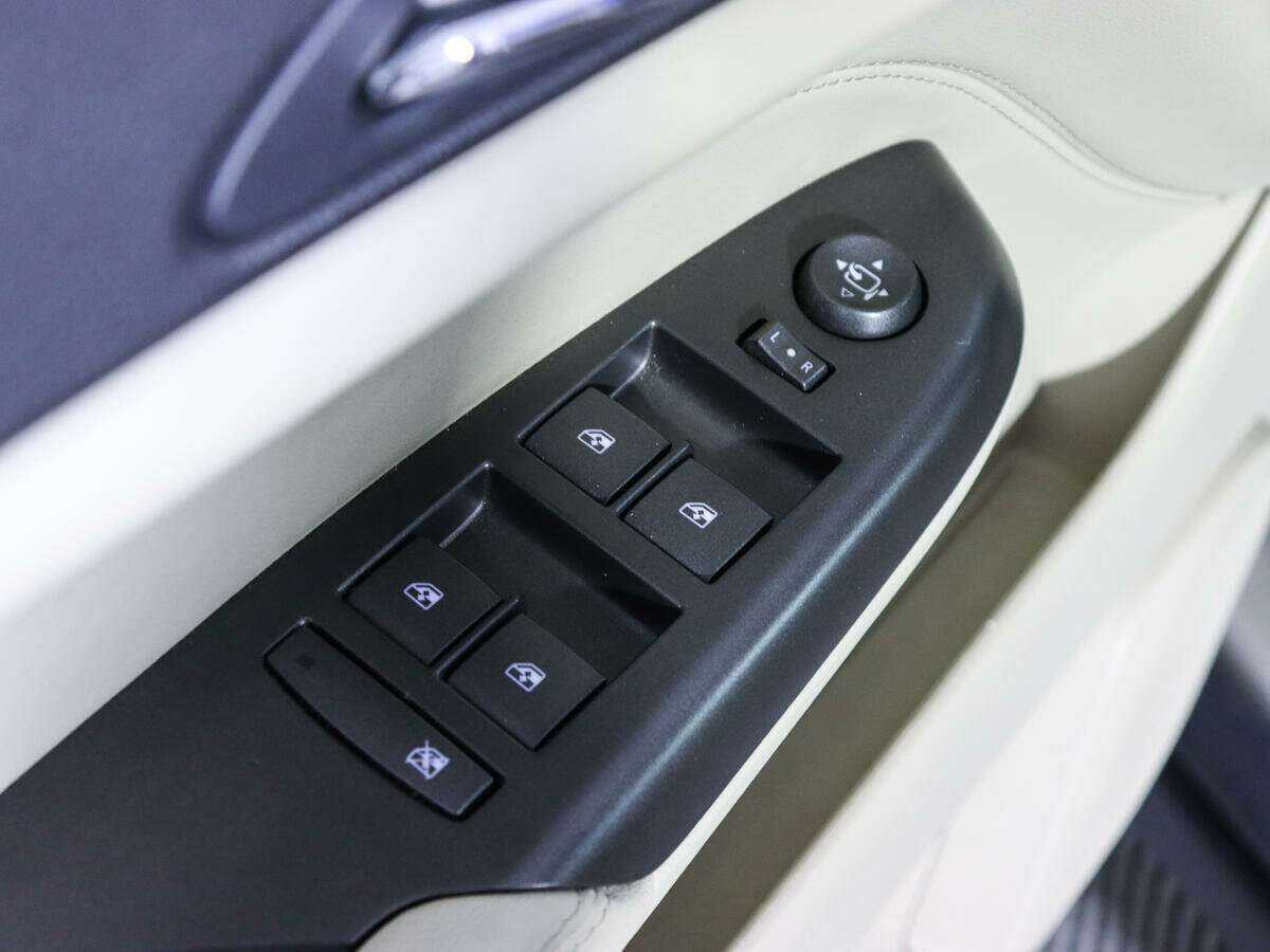 Cadillac SRX, 2011 Фото №21