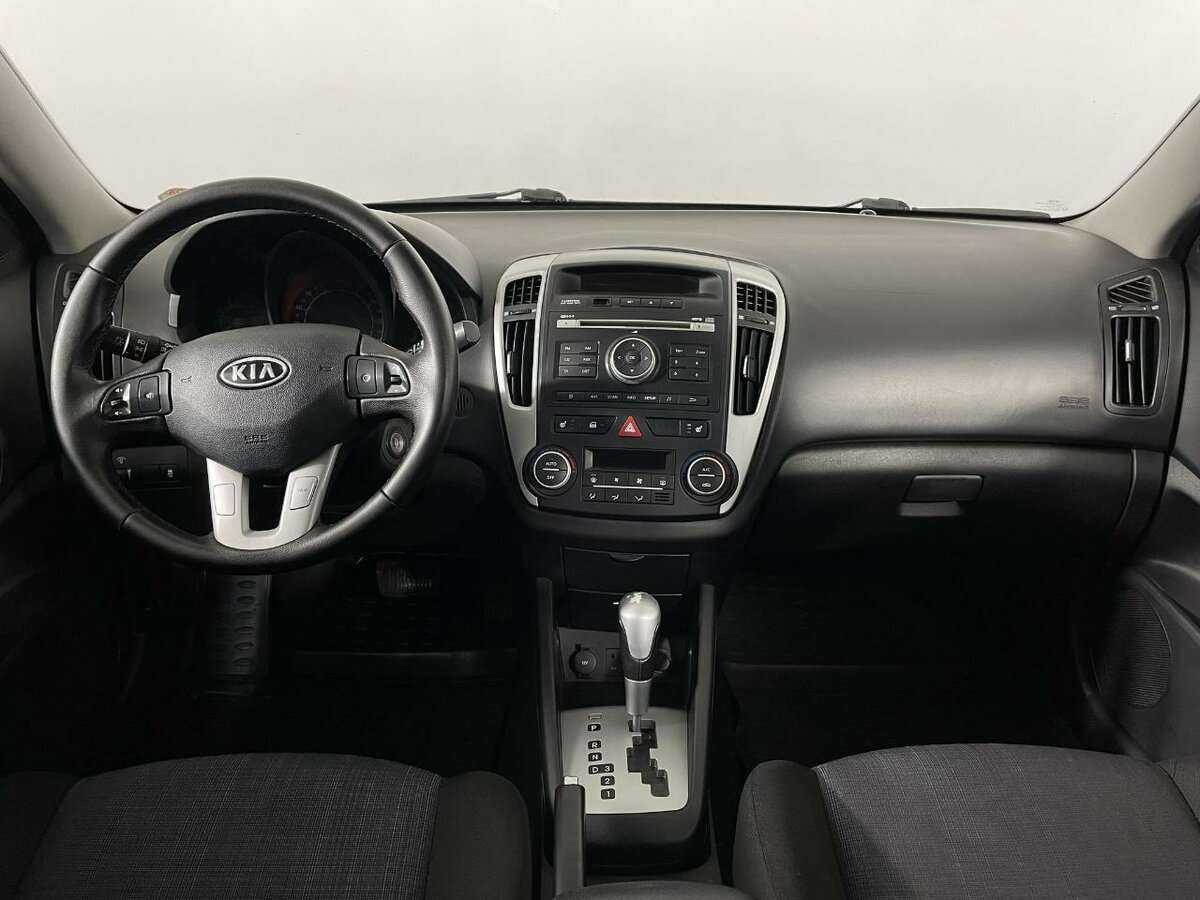 Kia Ceed, 2011 Фото №7