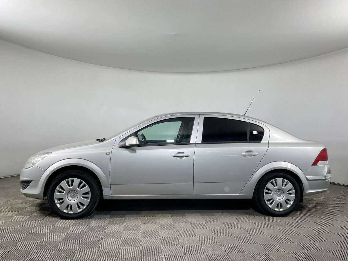 Opel Astra, 2010 Фото №4