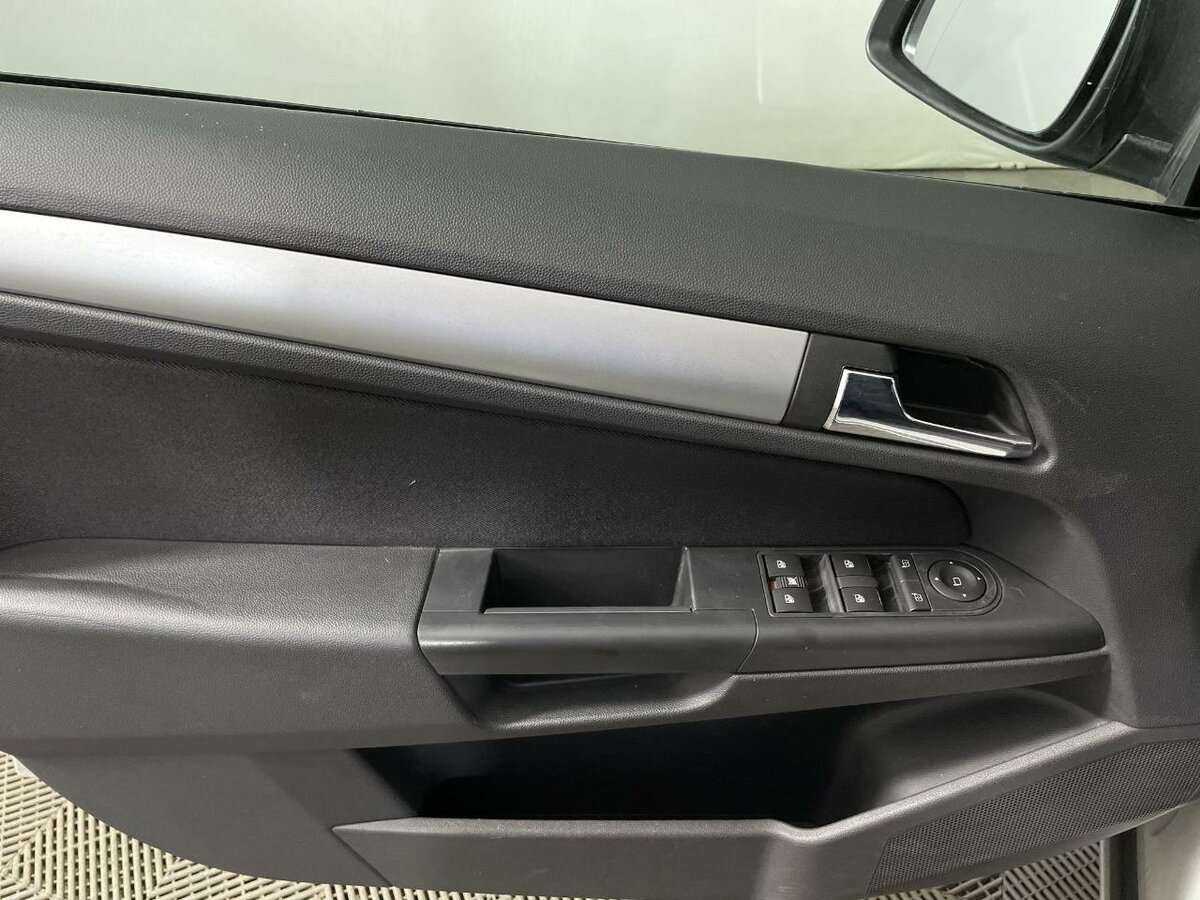 Opel Astra, 2010 Фото №7