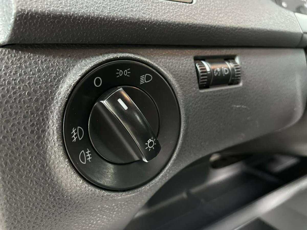 Volkswagen Polo, 2008 Фото №9