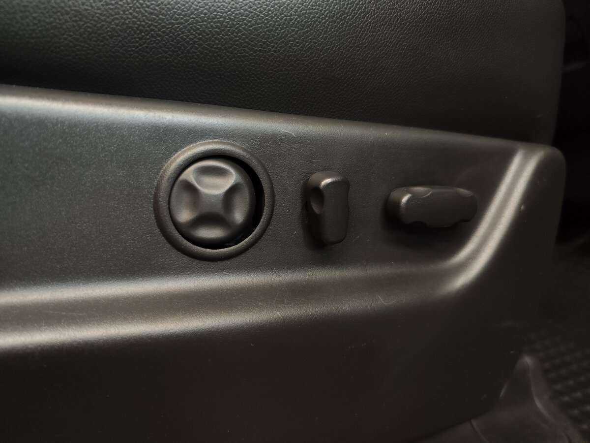 Chevrolet Tahoe 6AT, 2012 Фото №19