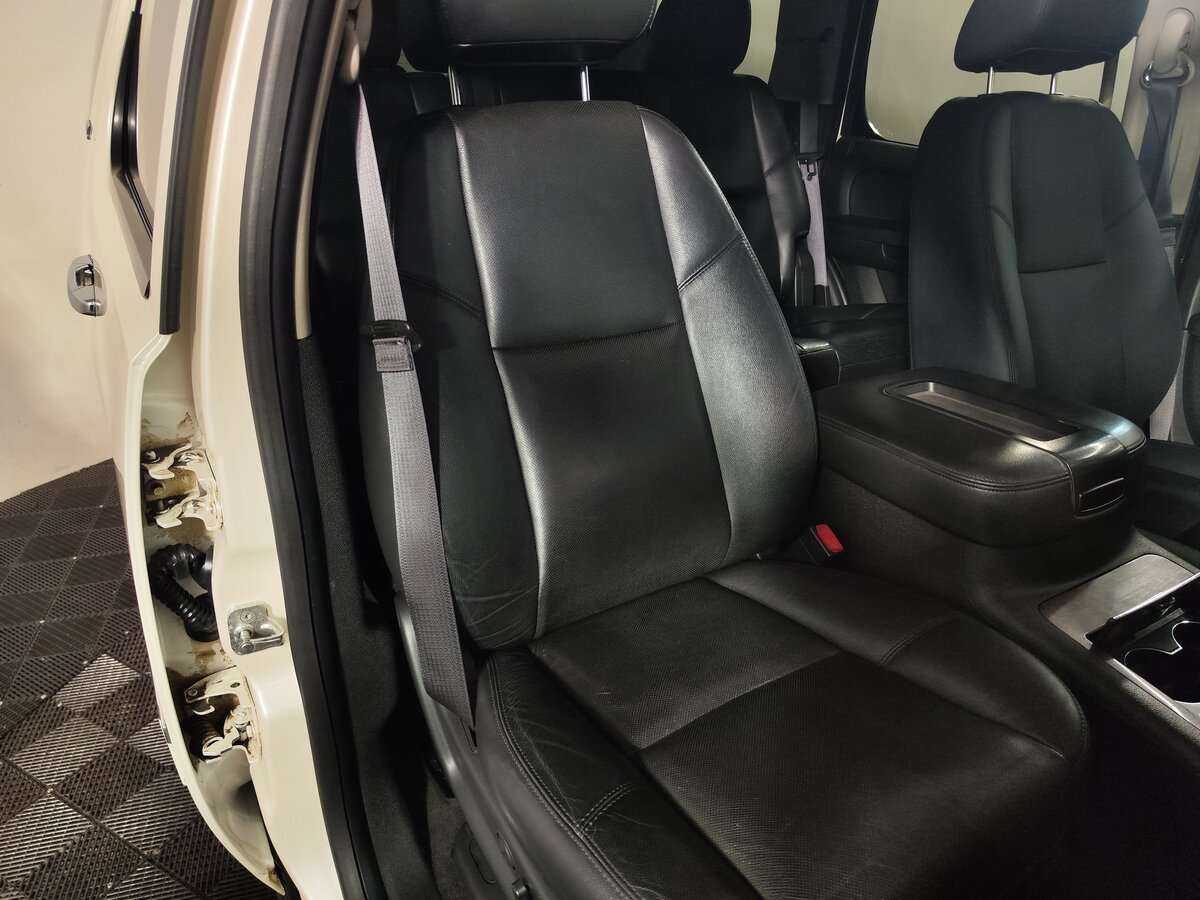 Chevrolet Tahoe 6AT, 2012 Фото №21