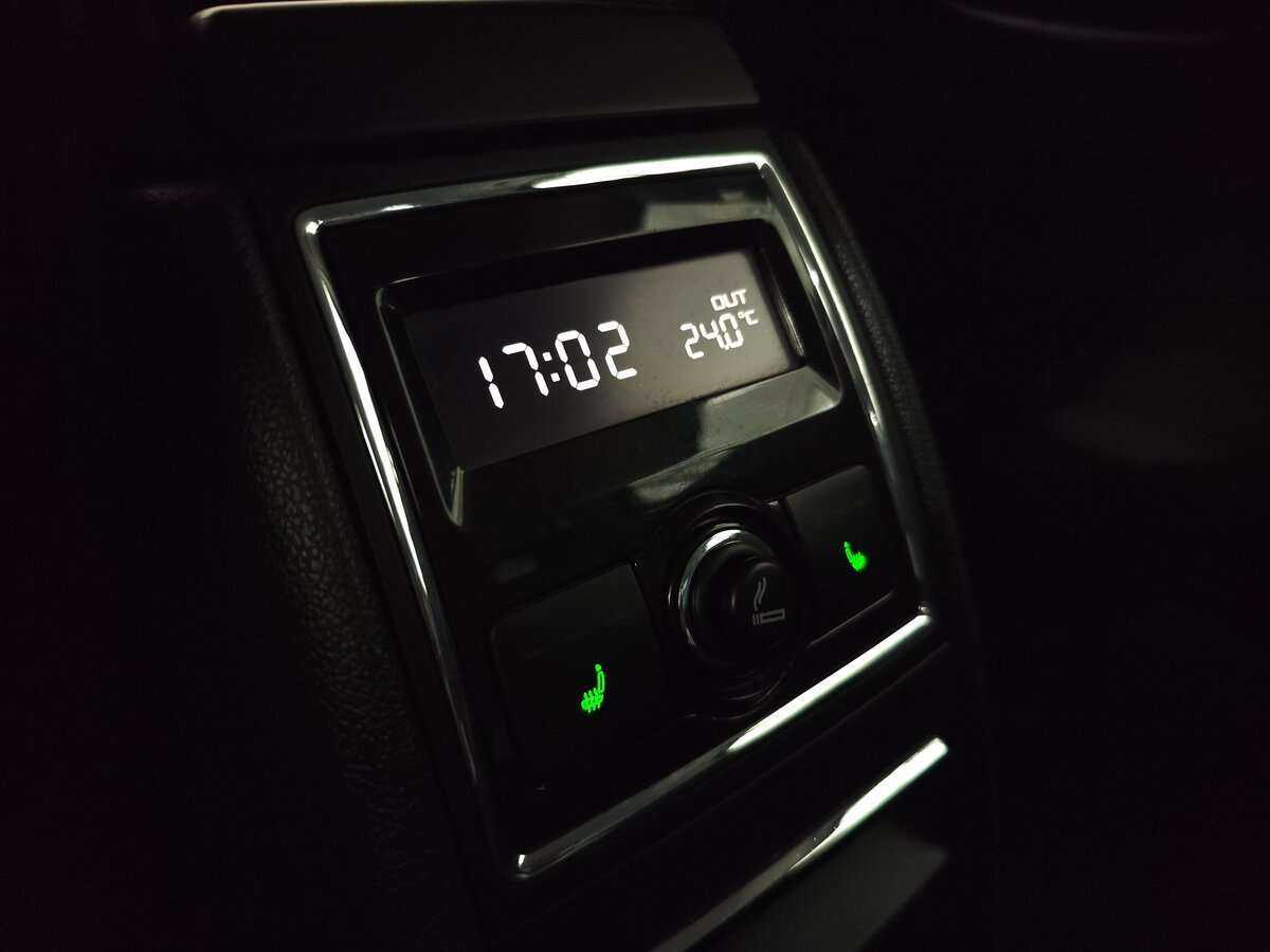 Skoda Superb DSG, 2010 Фото №14