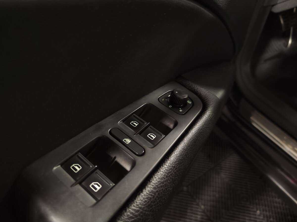 Skoda Superb DSG, 2010 Фото №18